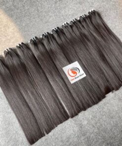 fasci-di-capelli-con-trama-di-colore-nero-naturale-lisci-setosi-2