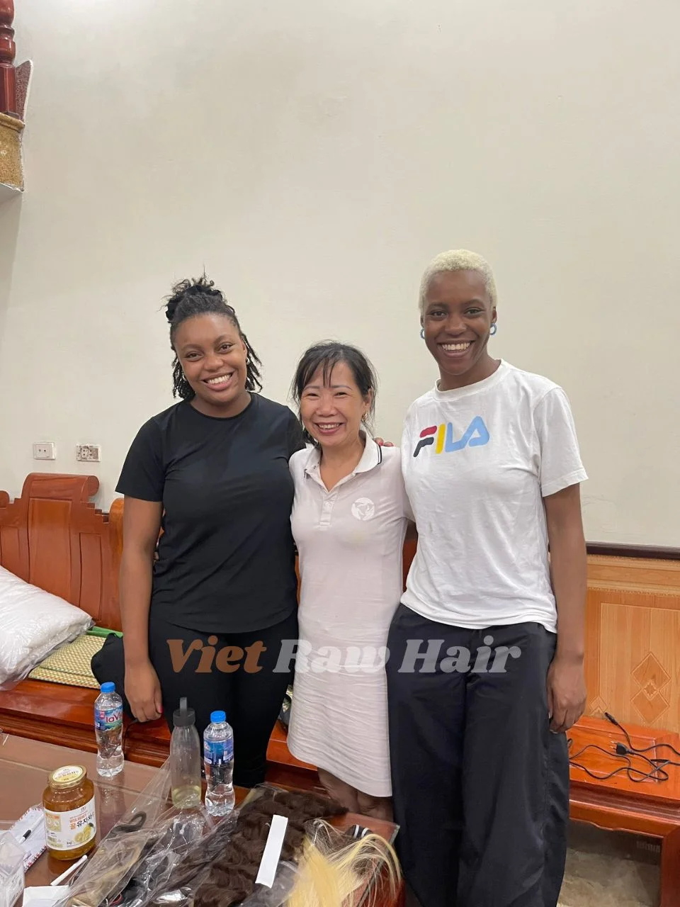 uk customer visit viet raw hair factory 3