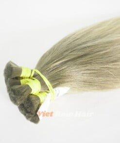 Alternative view of Ombre Blonde 613 Straight Bulk Hair
