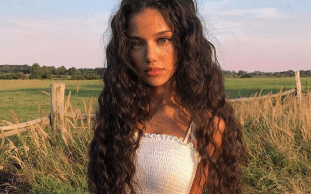 Transform Your Look with Quick Weave Long Hair at VietRaw Hair we bring your dream hair to life