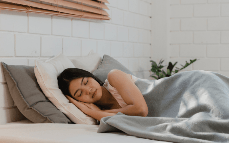 Best protective hairstyles to sleep in for straight hair prevent damage frizz