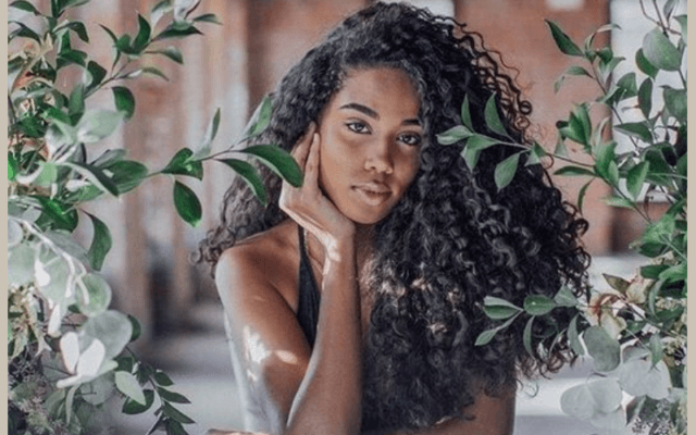 What's a Quick Weave? Everything You Need to Know in One Guide thumnail image of What's a Quick Weave? Everything You Need to Know in One Guide